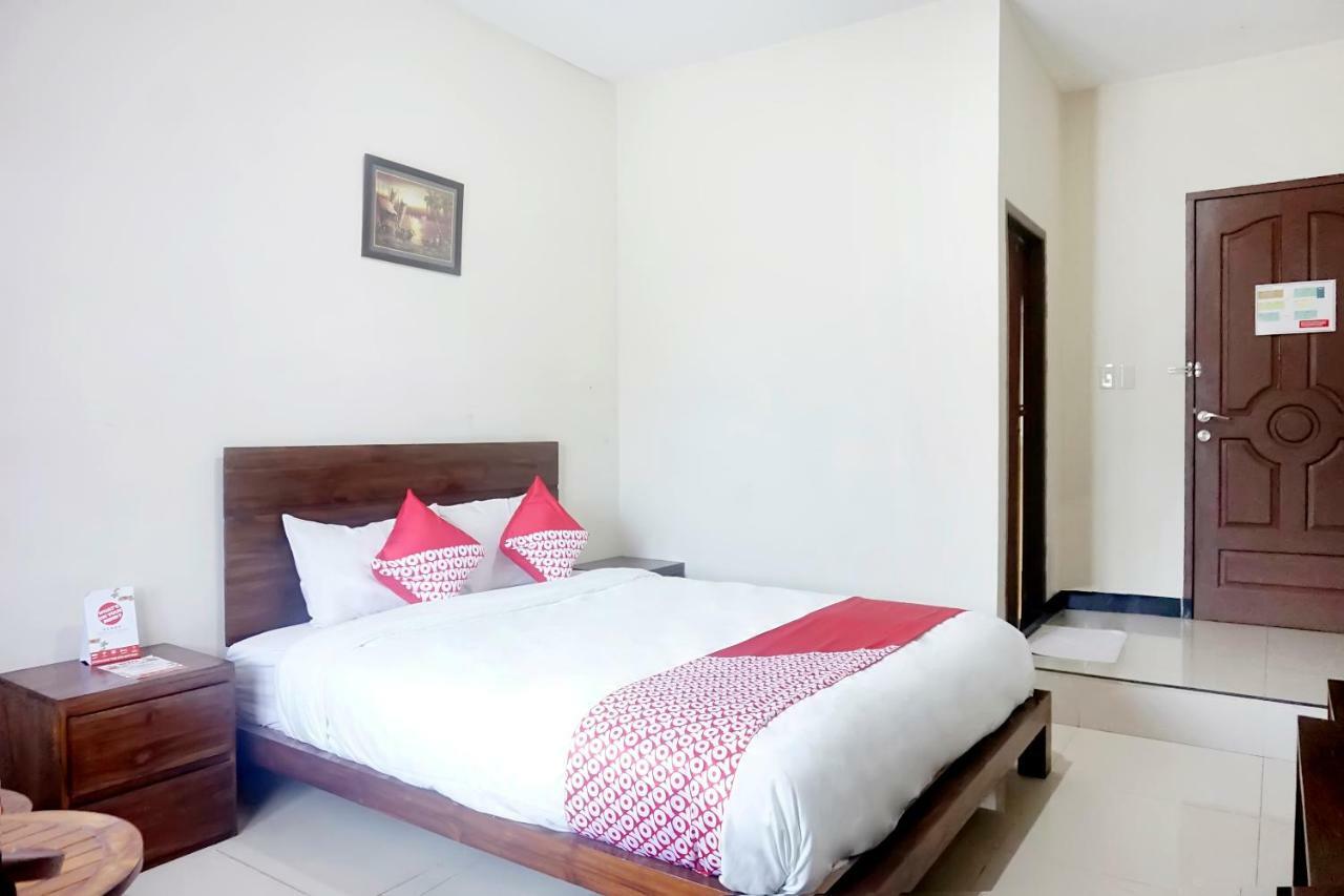 Oyo 627 Tirta Kencana Syariah Hotell Pekanbaru Eksteriør bilde